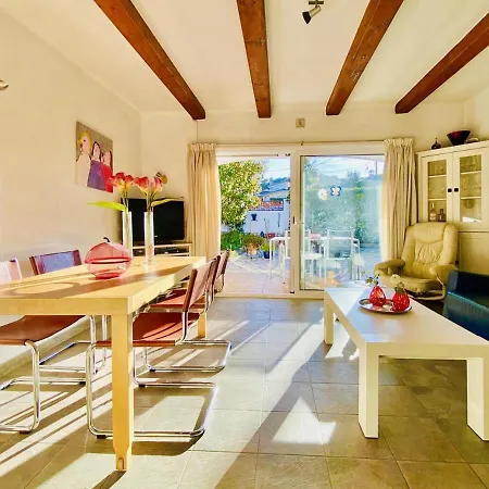 Holiday home Costa Costabravasi *